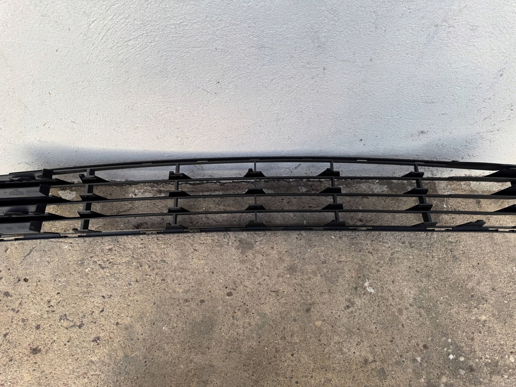 фото №6, Renault clio iii 05-12 решітка бампера середня 1859429s16