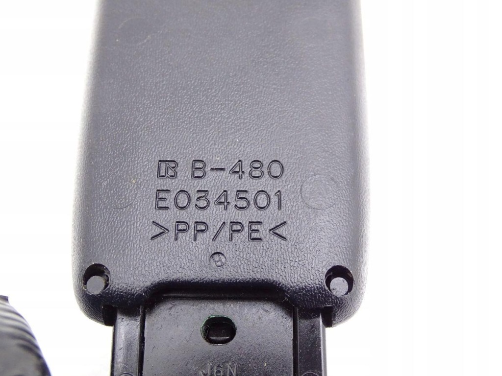 Lexus is 2 05-13 кліпса поперечина ліве перед Недорого