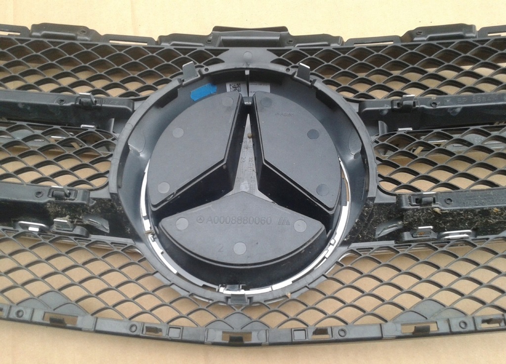 фото №12, Решётка радиатора решётка радиатора хром mercedes w205 c-klasa 14-18 amg a205880 a0008880060