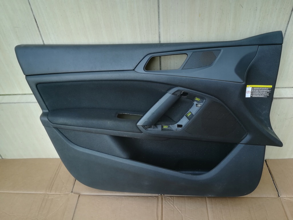 фото №1, Обивка обшивка дверь левый перед peugeot 308 ii 13-20 оригинальный номер