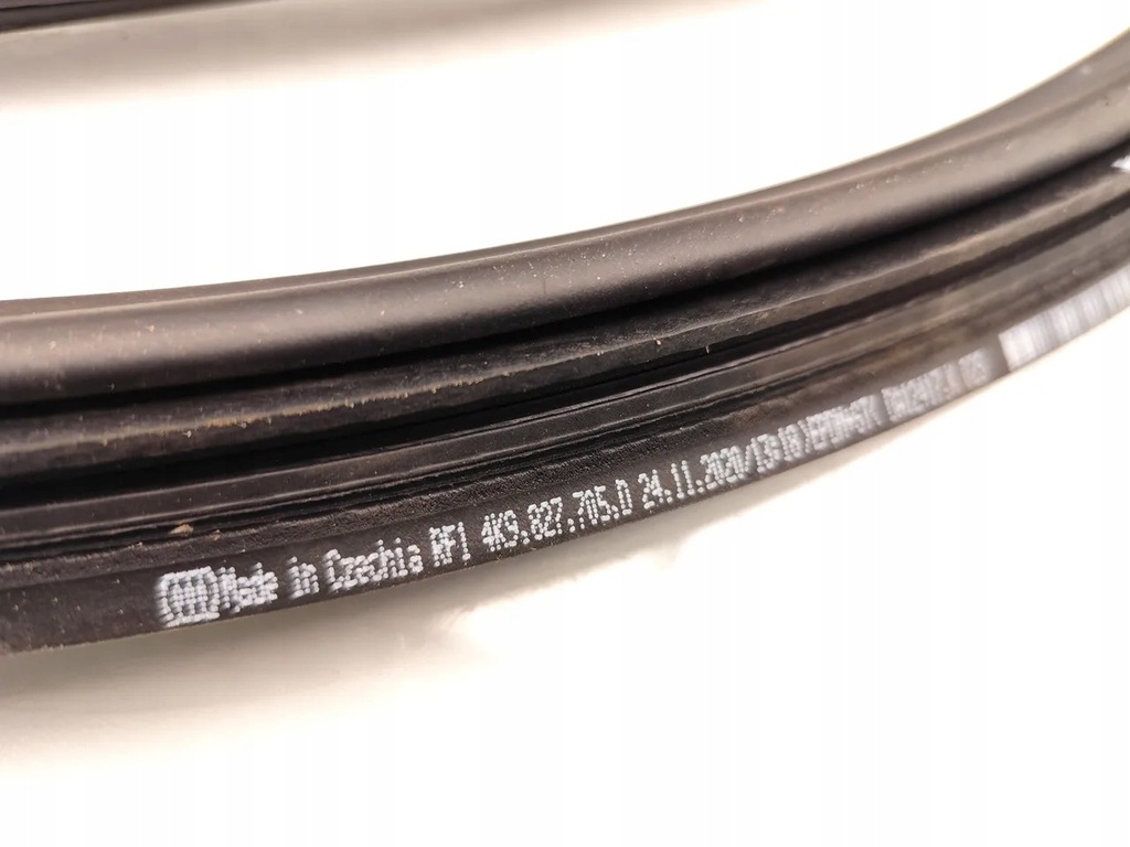 фото №7, Audi a6 прокладка задній кришки багажника 2021 estate 4/5dr rs6 quattro