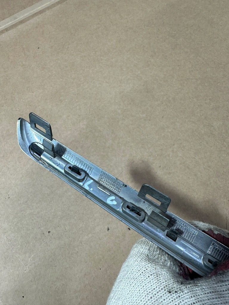 фото №9, Хром решітка лівий верхній, молдинг решітка радіатора, заглушка mercedes e w213 sm