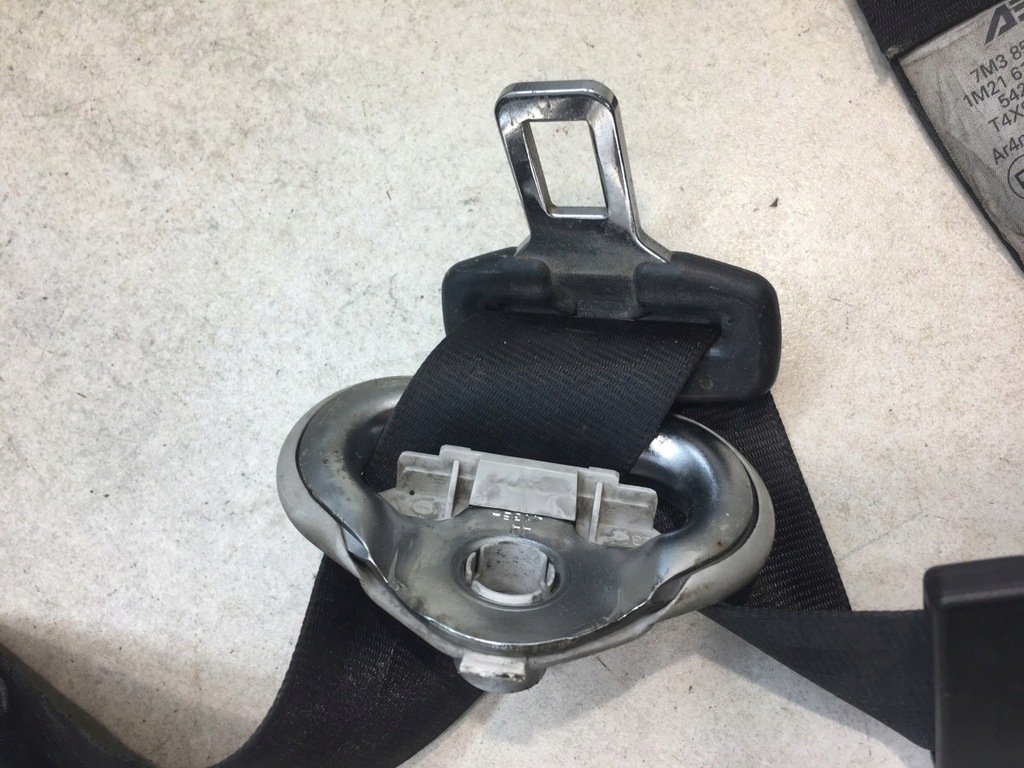 фото №5, Pas безопасности ford оригинальный номер 7m3857815b