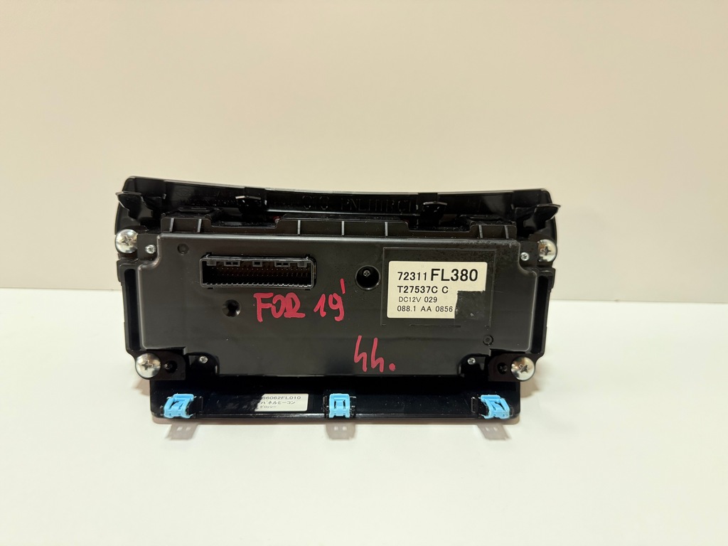 фото №10, Subaru xv ii 17-24 панель управление кондиционера воздуховод 72311fl380