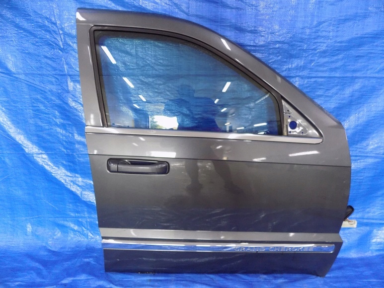фото №1, Дверь правый перед jeep grand cherokee wk 05-10