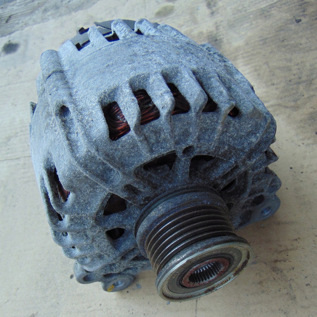 фото №1, Генератор vw caddy 4 iv 15r- 2.0tdi europa