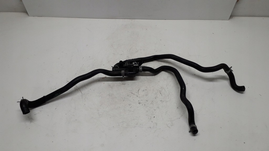 фото №1, Bmw 5 f10 2.0d трубка электроклапан 9310349