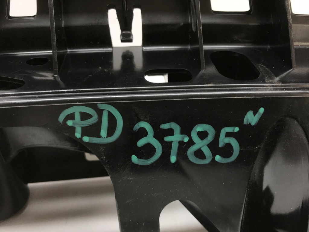 фото №10, Bmw x5 f15 направляющая бампера средний задняя 7294391