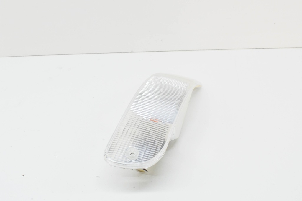 фото №6, Porsche 911 993 передній правий поворотник крила 99363106201 оригінальний