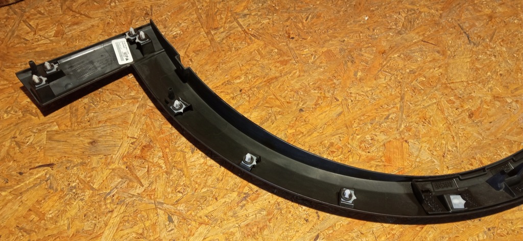 фото №10, Ford mustang mach e 20- молдинг крыла правый перед lj8b-r16d238-adw