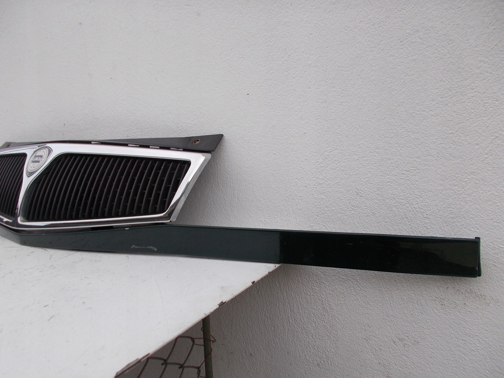 фото №2, Решітка радіатора решітка радіатора значок lancia delta