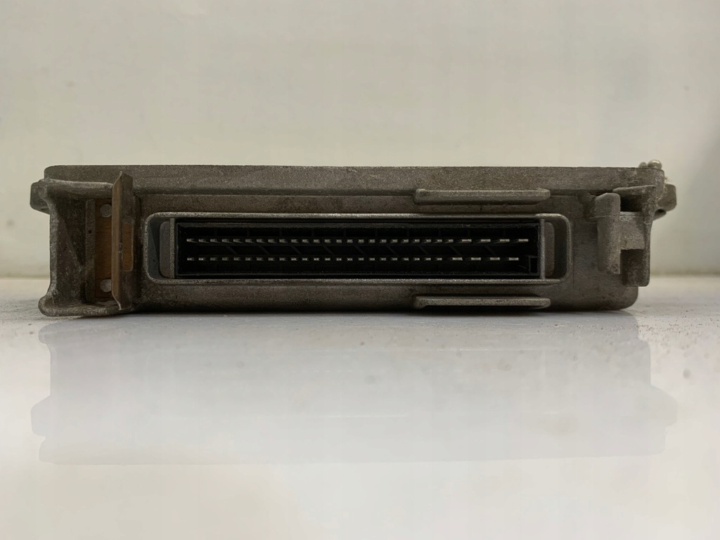 фото №4, Бортовий комп'ютер двигуна renault 7700105024 7700868295