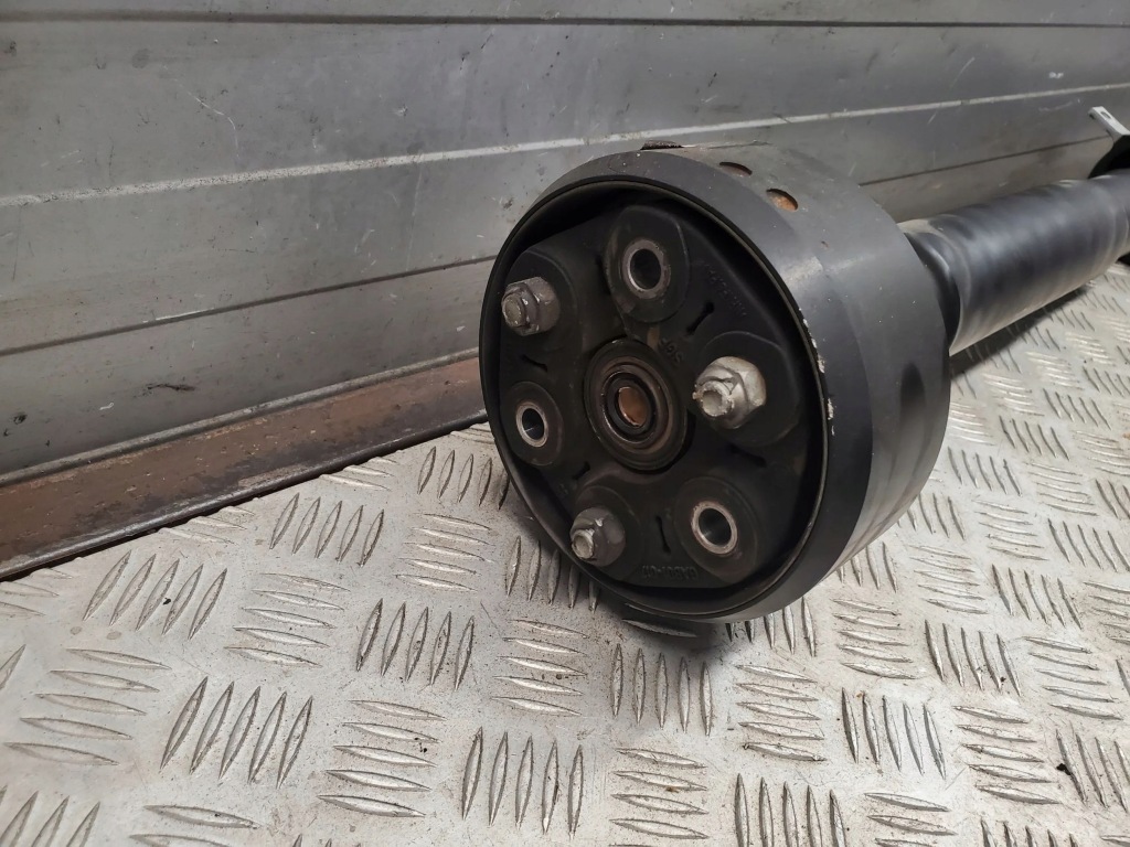 фото №8, Bmw 3 f30 f35 f31 2013 wał приводной / комплект