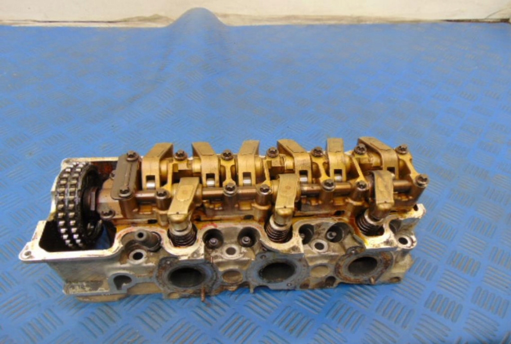 Купить Mercedes e klasa w210 3.2 9v головка двигателя r1120161201