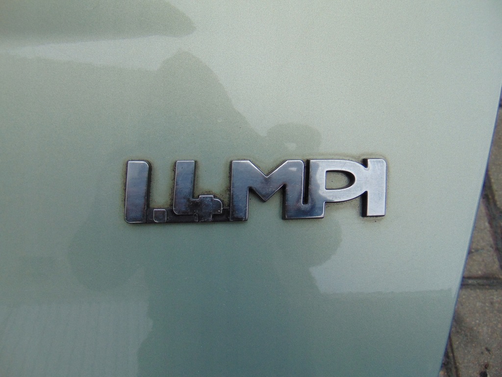 фото №9, Крышка багажника багажника dacia logan i sedan tegnb europa