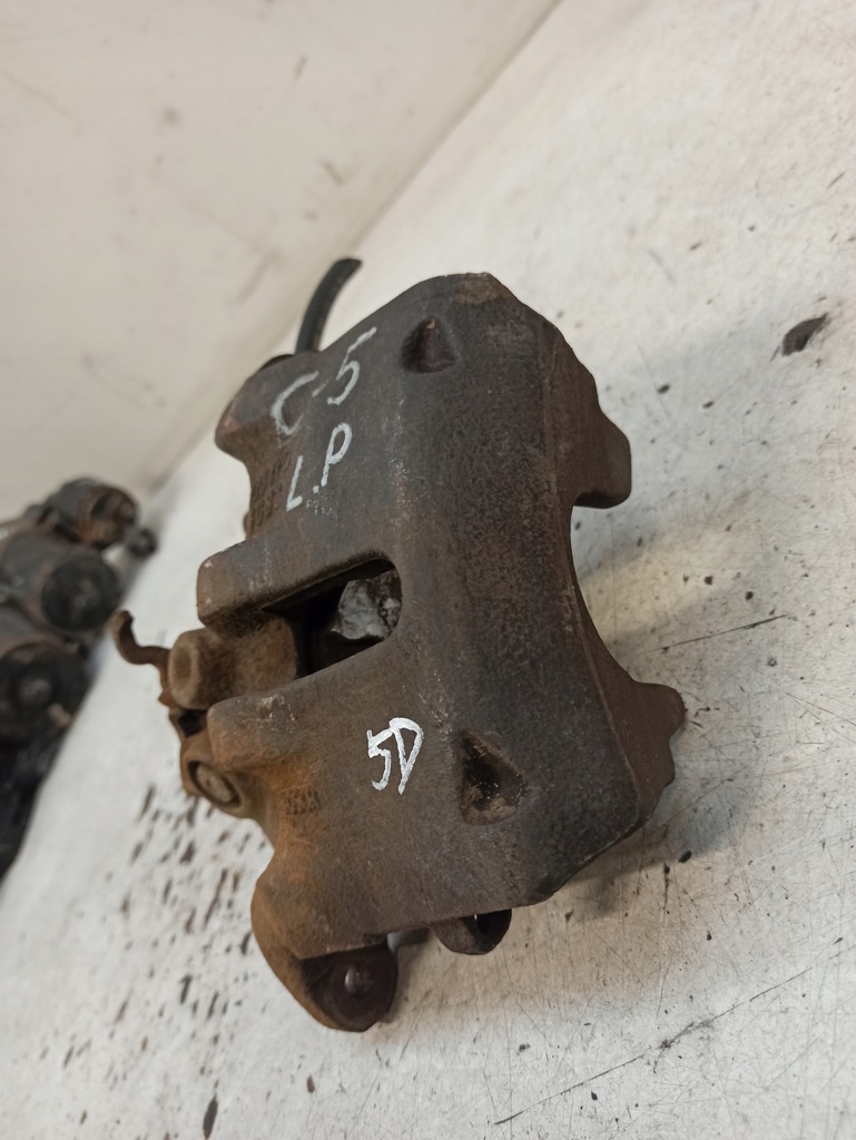 фото №5, Citroen c5 1 i 2.0 hdi суппорт тормозной левый перед