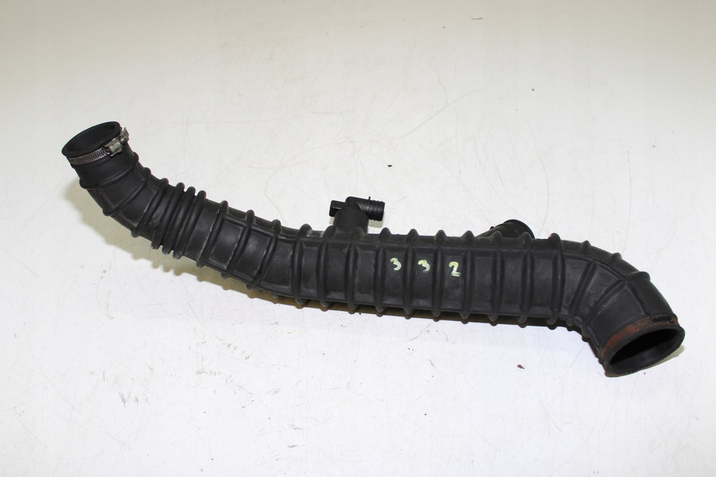 фото №1, Гумовий елемент труба повітрозабірник повітря chrysler voyager iii 3 2.5td 04861177ab