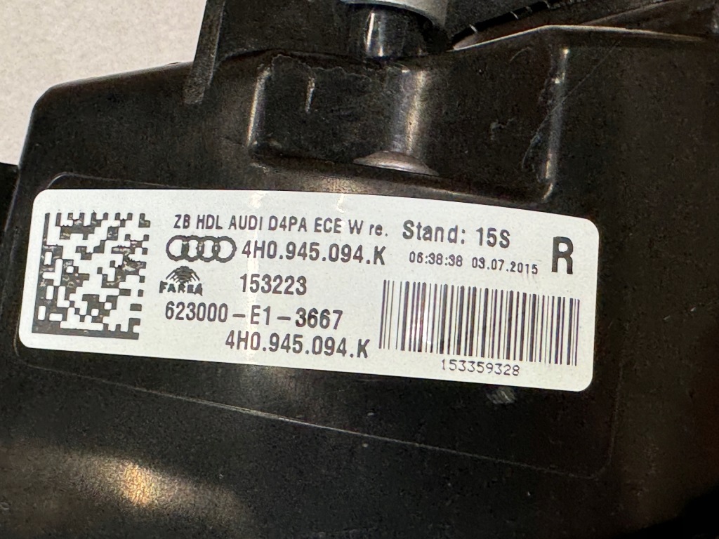 Audi a8 4h рестайлінг  2017 фари задній full led комплект 4h0945095k 4h0945096k 32 km Зі Шроту