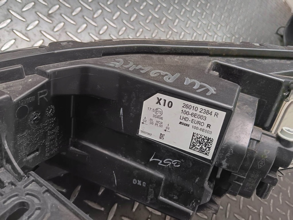 фото №8, Лампа левый i правый перед renault zoe ii lift 260609388r/260102384r