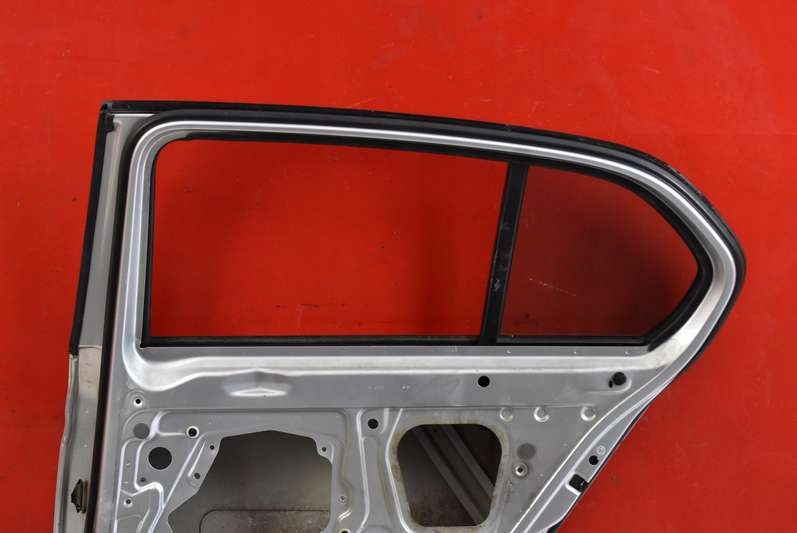 фото №12, Дверь правое задняя задние la7w skoda superb 2 ii hb lift 13-15