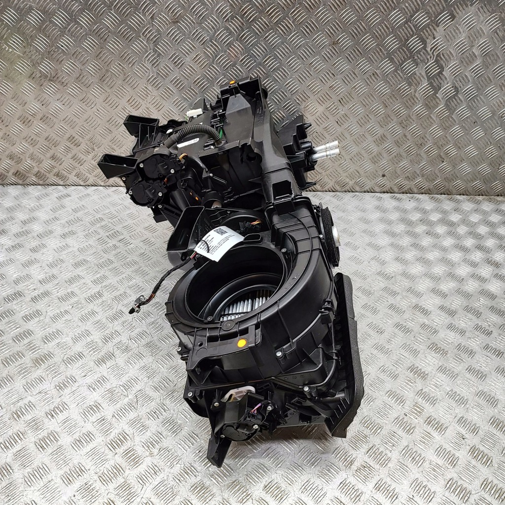 фото №2, Land rover range rover sport l494 2018 отопитель / комплект