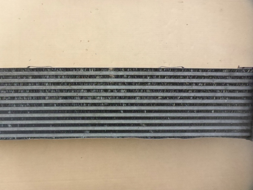 Vivaro b trafic 3 14- радіатор повітря інтеркулер 93868349 оригінал Зі Шроту