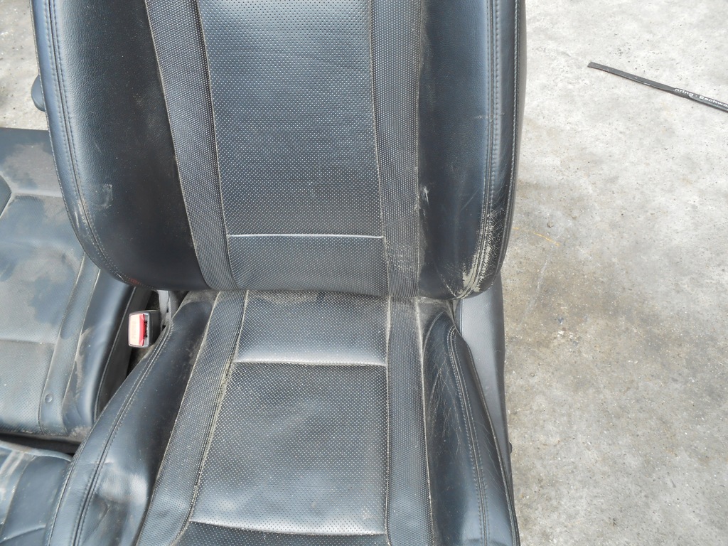 фото №8, Hyundai i40 kombi сиденья передние заднее сиденье задняя обшивки подлокотник комплект