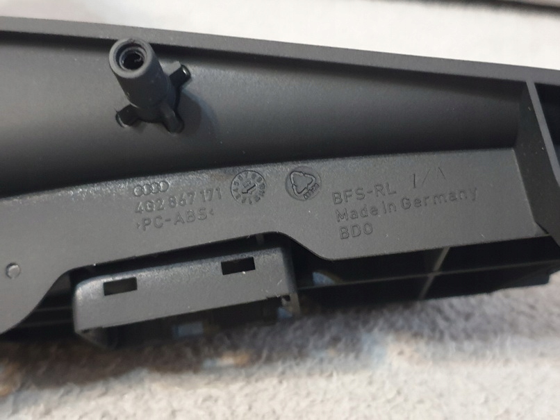 фото №8, Audi a6 c7 4g2867171 корпус тримач