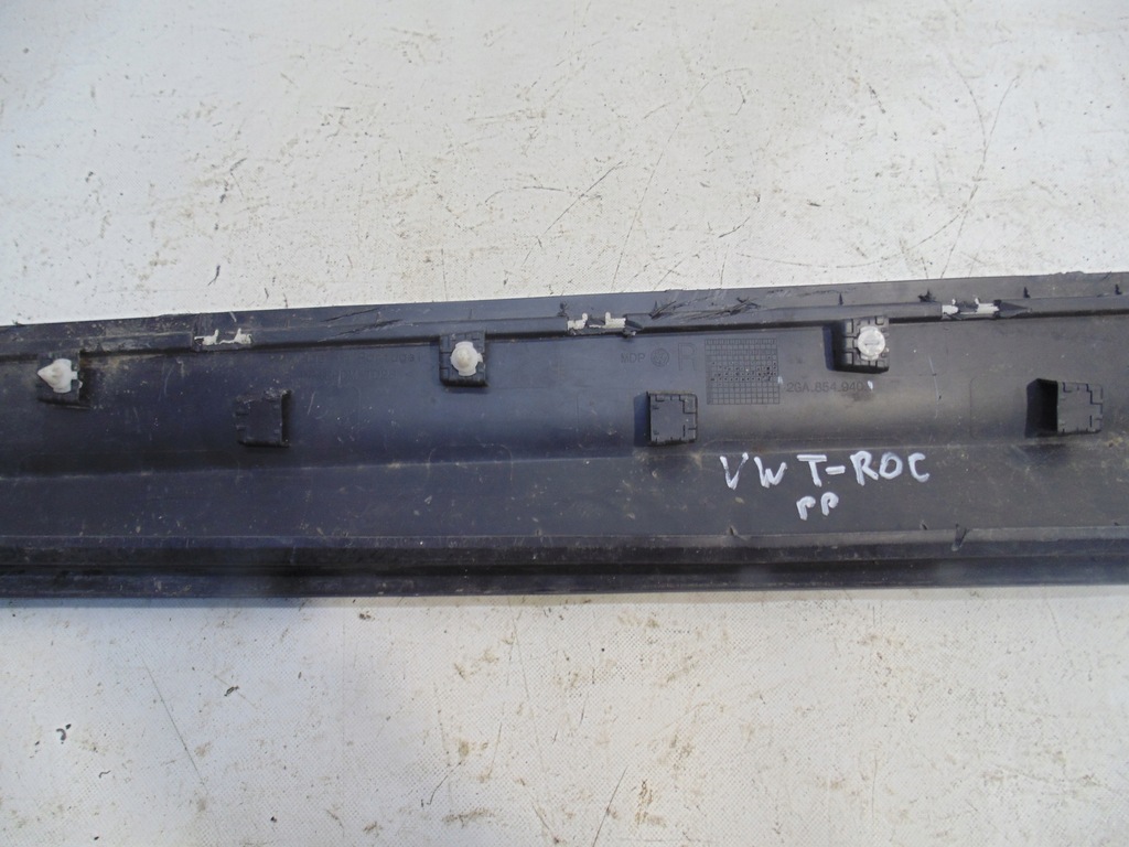 фото №4, Vw t-roc 2ga молдинг дверь правых перед передних 2ga854940 правый перед