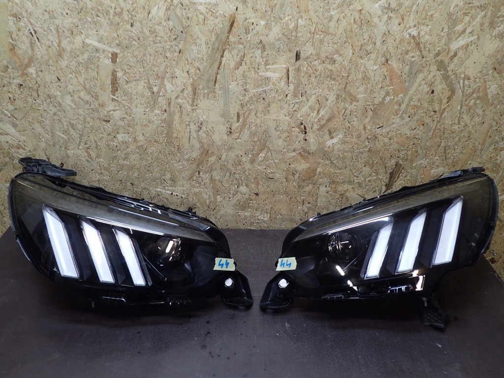 фото №1, Лампа лампи перед peugeot 2008 ii 2 full led