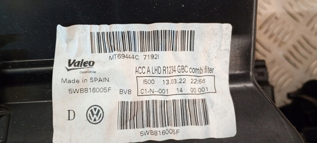 фото №2, Отопитель воздуходувка vw t-roc 5wb816005f