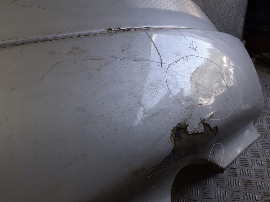 фото №13, Бампер задня chrysler pacifica