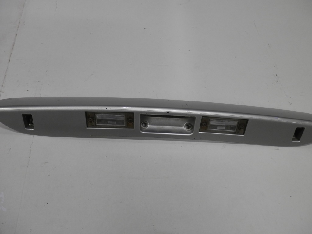 фото №1, Chrysler voyager iv накладка крышки багажника