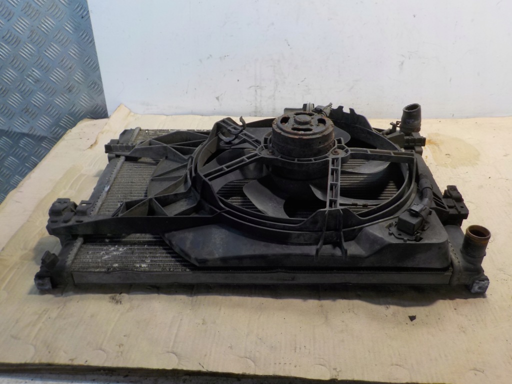 Вентилятор з радіатор renault trafic 1.9 dci 2003r pa66 gf30 Доставка