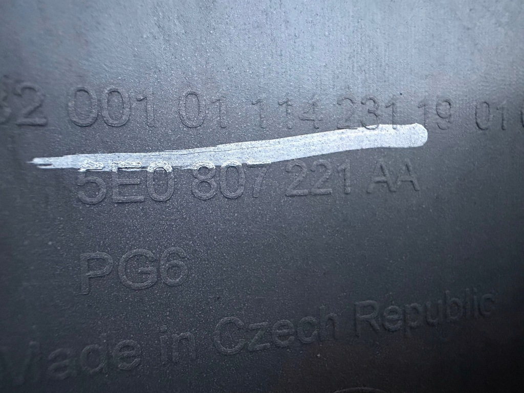 фото №11, Бампер skoda octavia mk3 lift vrs rs оригинал хороший состояние нет клеёный