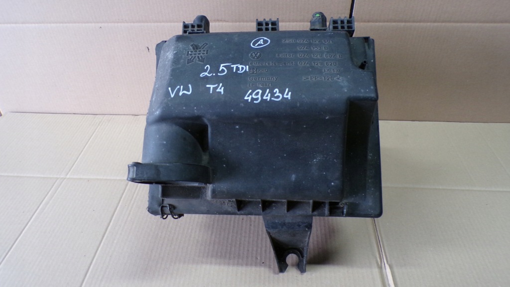 фото №1, Vw transporter t4 корпус фильтра воздуха 074129601