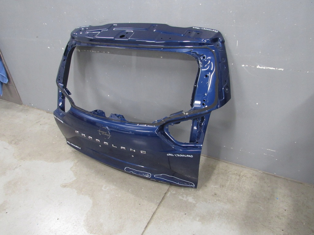 фото №3, Opel crossland x кришка багажника задня