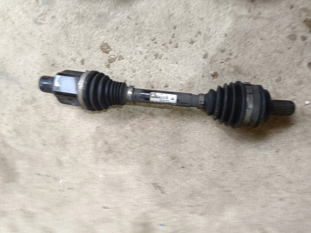 фото №1, Привідний вал ліва передня mercedes w205 2053303906