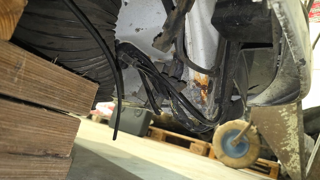 фото №16, Mercedes atego 2 axor mp2 кабина дневная без оснащения конструкция высокий туннель