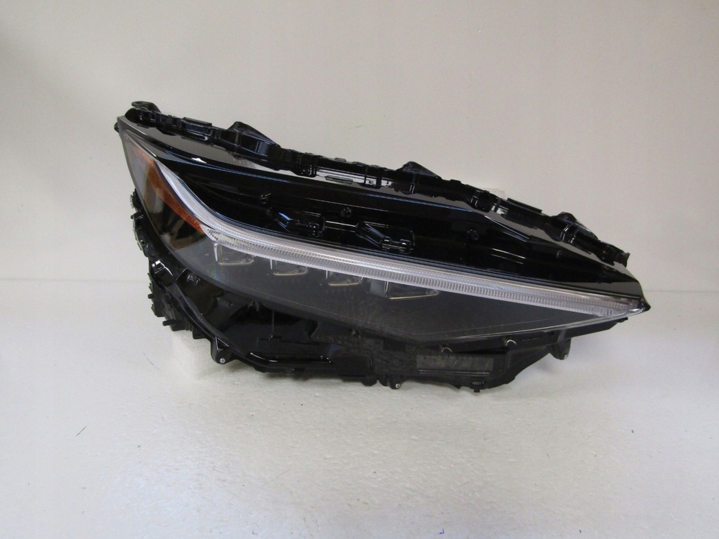 фото №1, Лампа перед toyota bz4x full led 22- rh