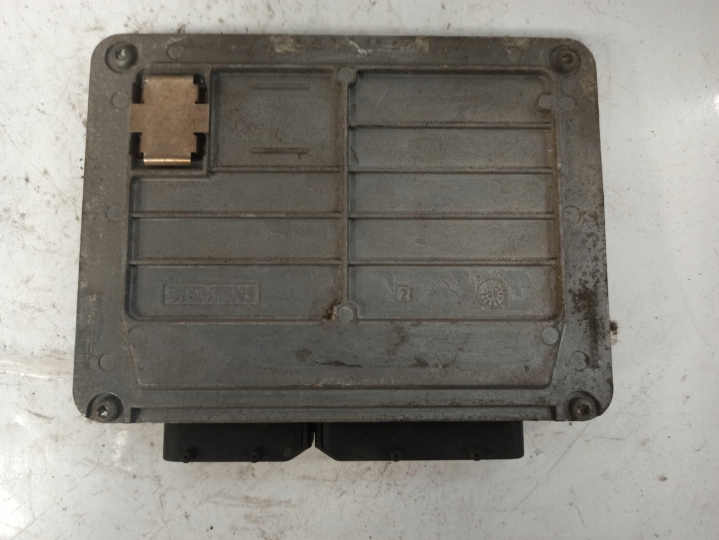 фото №9, Skoda fabia 1.4 mpi блок управления двигателя 047906033a