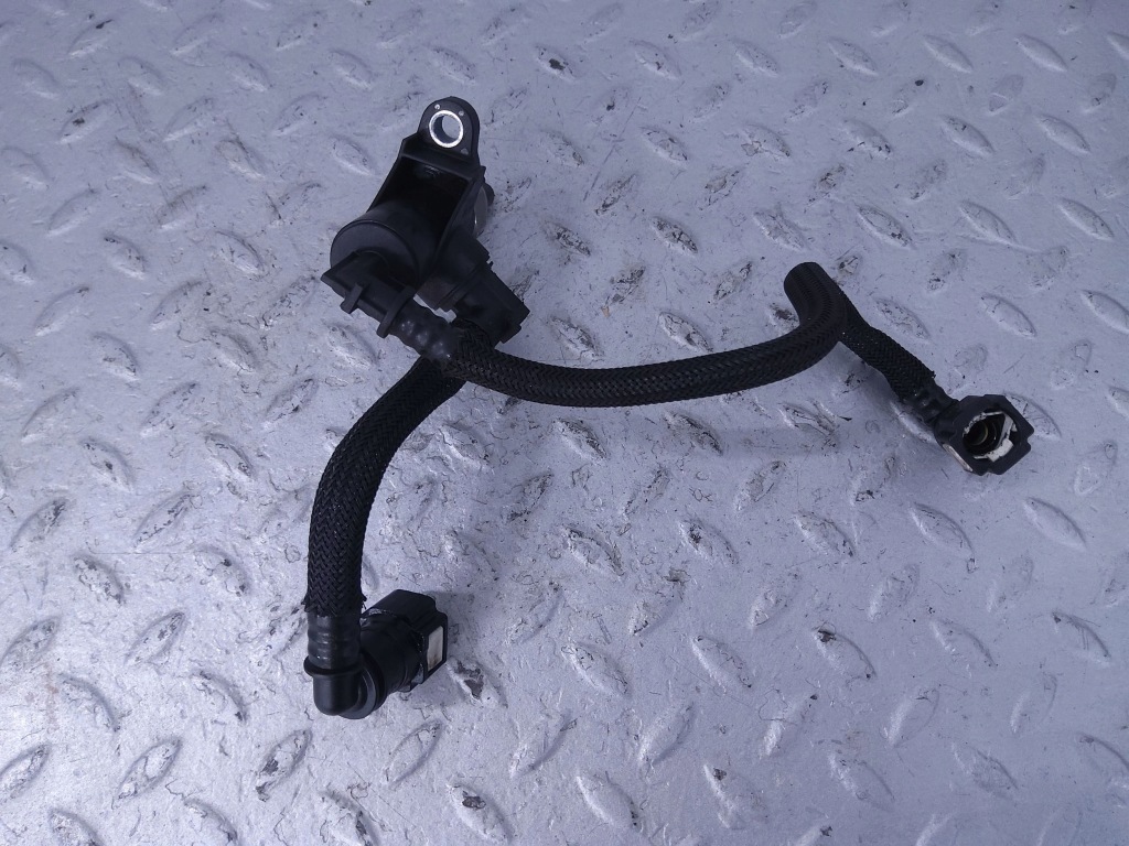 Датчик тиску паливної  toyota proace city 9828711180 Недорого