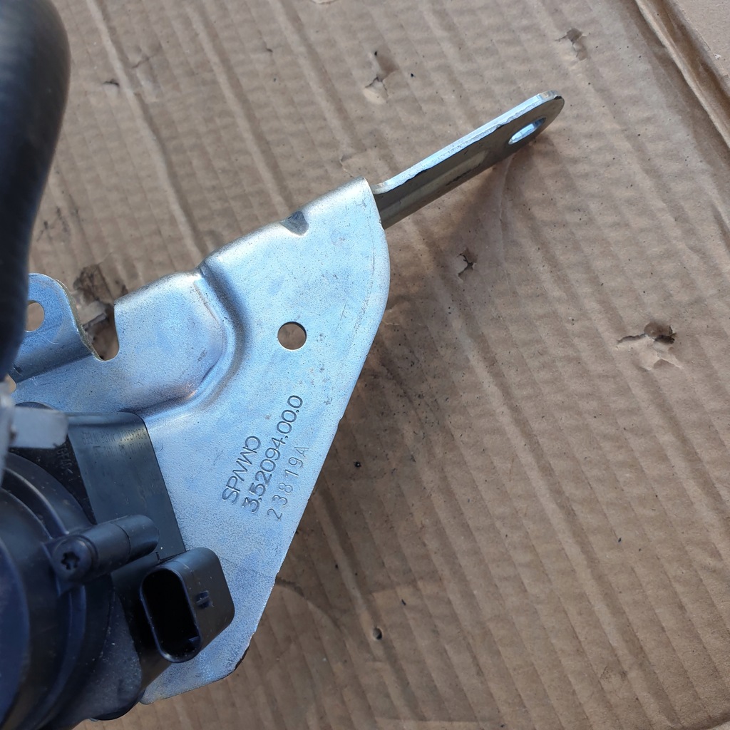 фото №9, Додаткова насос wody volvo xc40 xc60 v60 оригінальний номер 2.0d