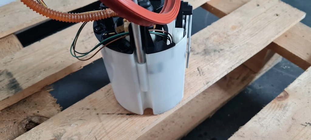 фото №7, Sq5 8r q5 помпа пального 3.0 tfsi 8r0919051h