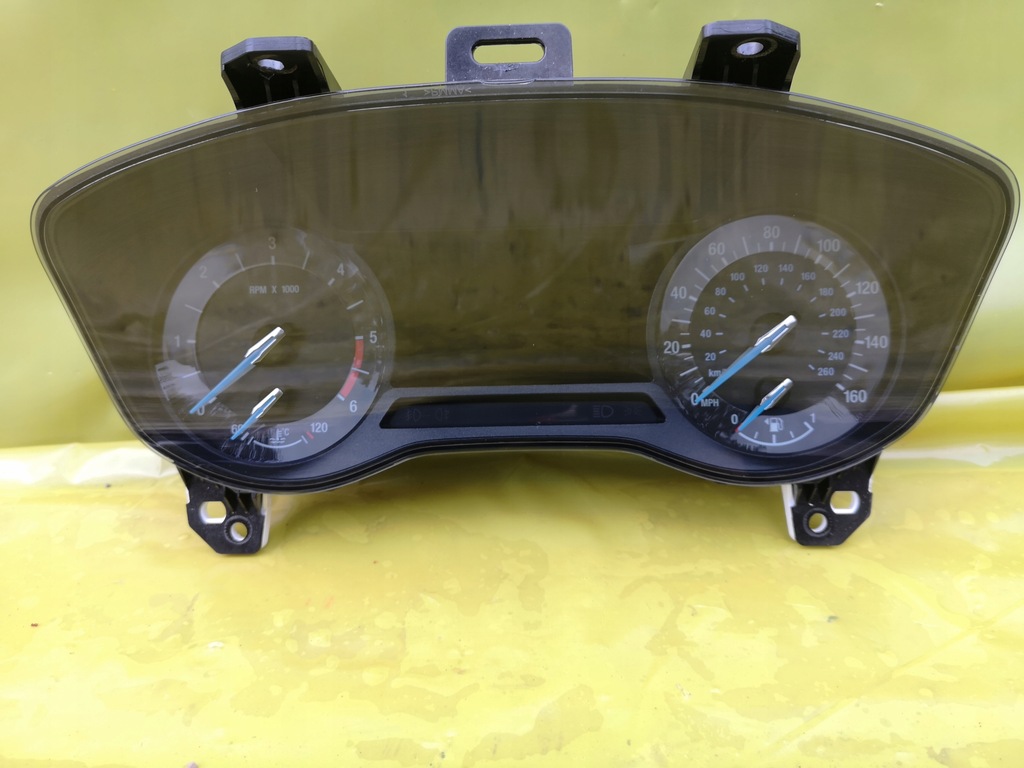 фото №1, Ford mondeo mk5 14- счетчик приборы anglik