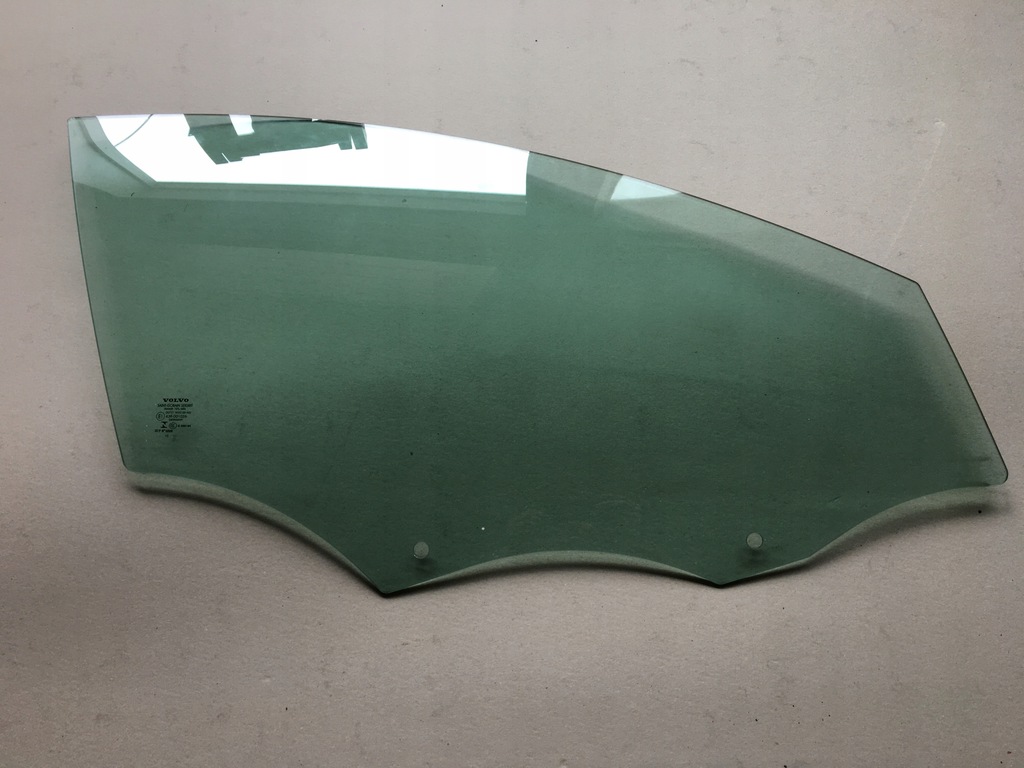 фото №1, Volvo v60 i 10- стекло дверь правый перед 2015 rok