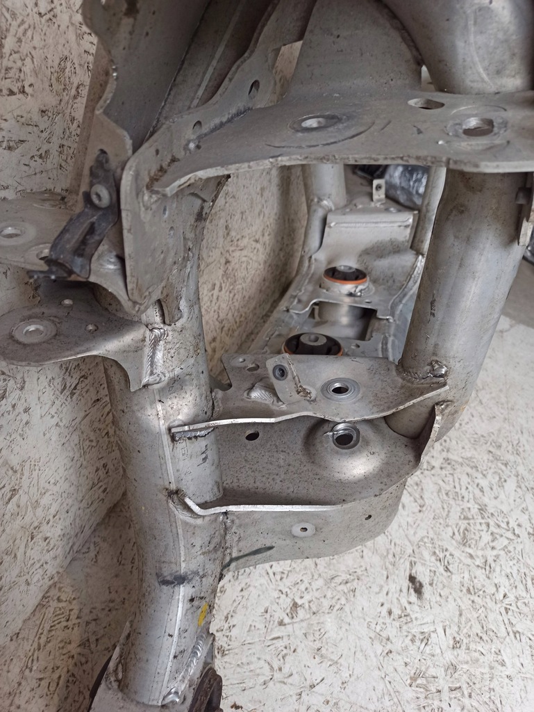 фото №9, Jaguar ipace i-pace підрамник підрамник задні задня поперечина