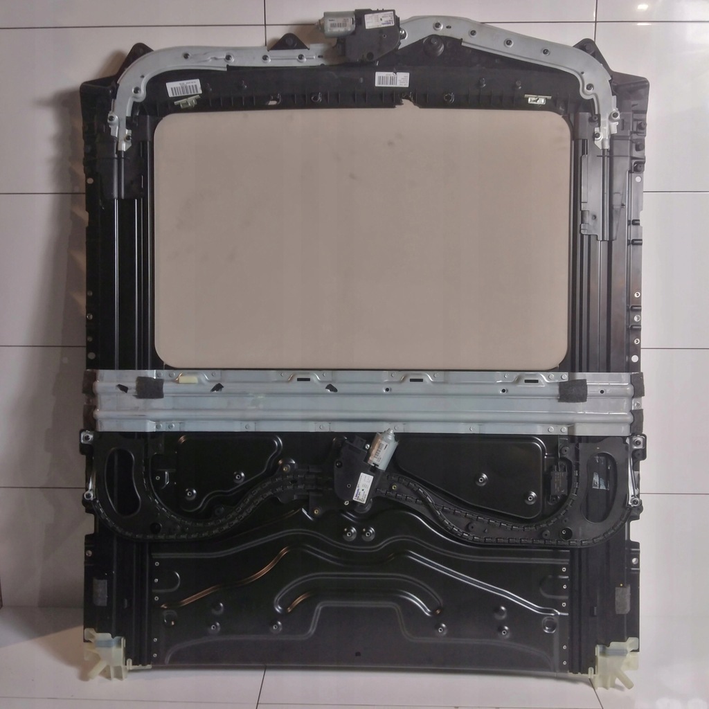 фото №4, Bmw 7 f02 люк 7207457