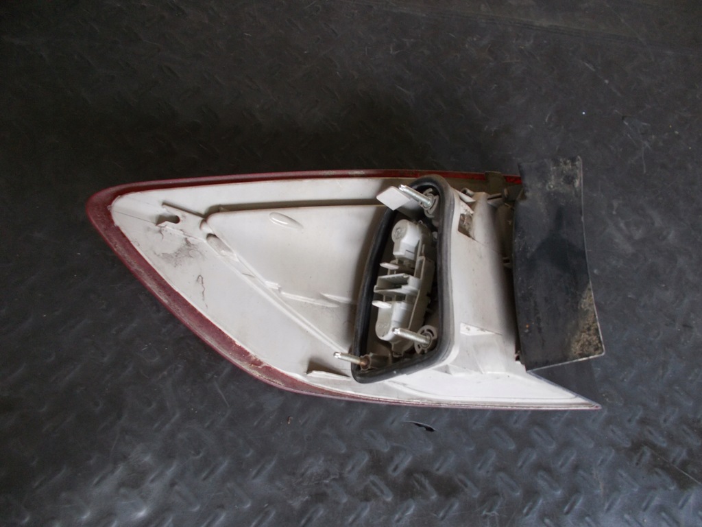 фото №15, Лампа задняя правый ford mondeo mk iv