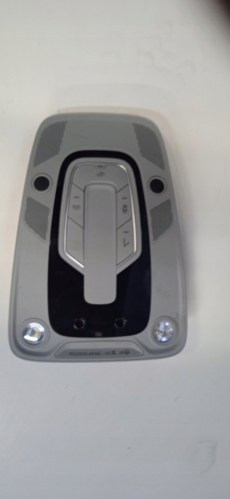 фото №1, Audi a5 8w панель лампа потолочный